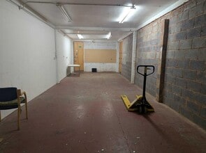 353 Upper Balsall Heath Rd, Birmingham à louer Photo intérieure– Image 2 sur 4