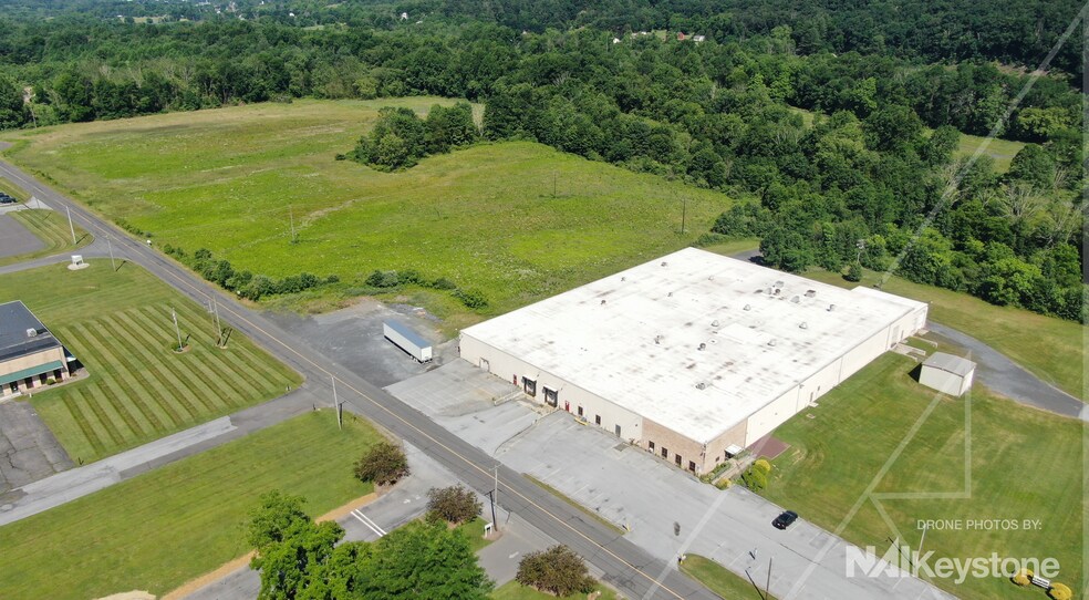 12 Roberts Rd, Pine Grove, PA à louer - Photo de l’immeuble – Image 3 sur 17