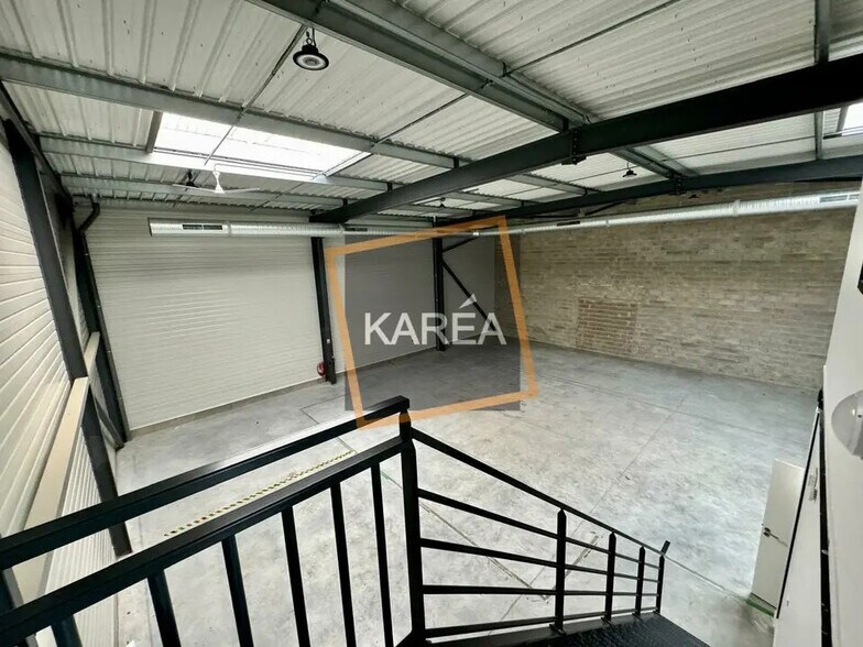 Local d’activités dans Bailly-Romainvilliers à louer - Photo de l’immeuble – Image 2 sur 5