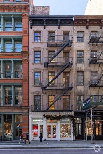 521 Broadway, New York, NY à louer - Photo de l’immeuble – Image 3 sur 17