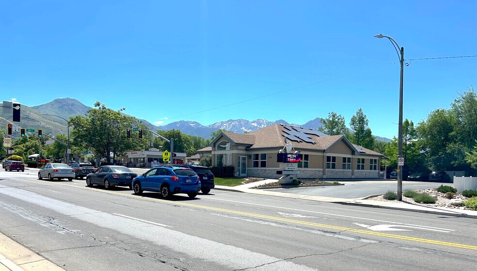2090 E 2100 S, Salt Lake City, UT à louer - Photo de l’immeuble – Image 3 sur 9