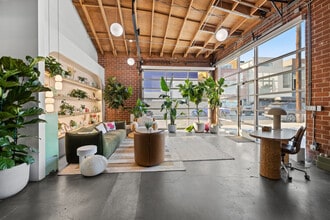 523 Victoria Ave, Venice, CA à louer Photo intérieure– Image 1 sur 47