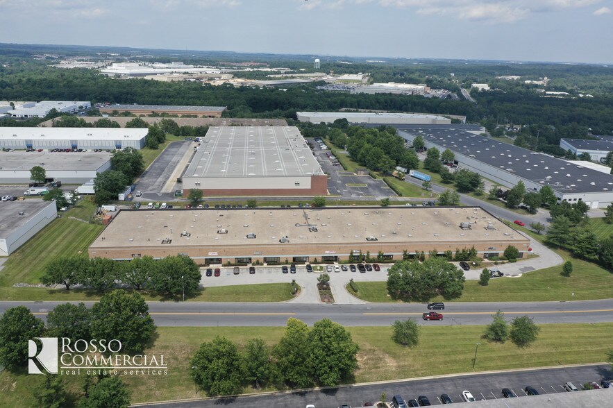 8260 Patuxent Range Rd, Jessup, MD à louer - Photo de l’immeuble – Image 2 sur 5