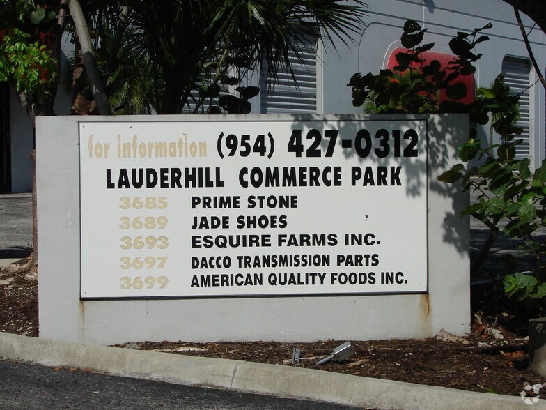 3665-3699 NW 15th St, Lauderhill, FL à vendre - Photo de l’immeuble – Image 1 sur 4