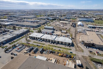4063 74th Ave SE, Calgary, AB - VUE AÉRIENNE  vue de carte - Image1