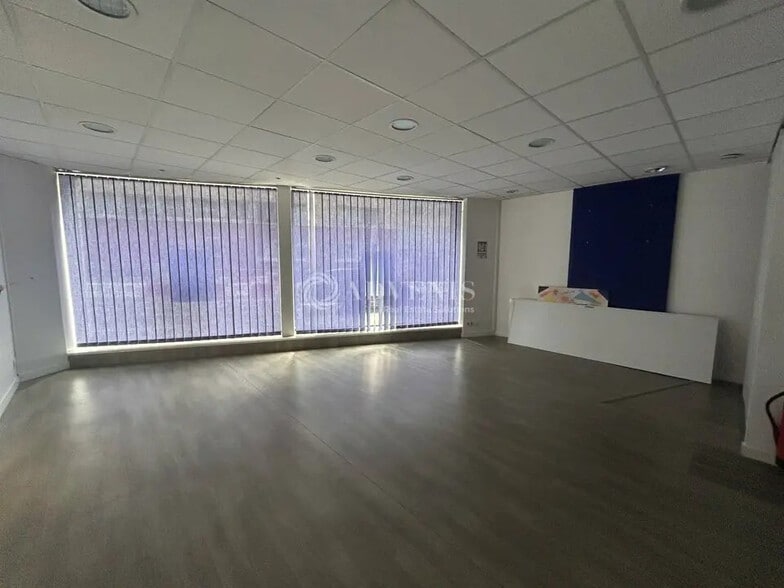 Local commercial dans Le Mans à louer - Photo de l’immeuble – Image 2 sur 3