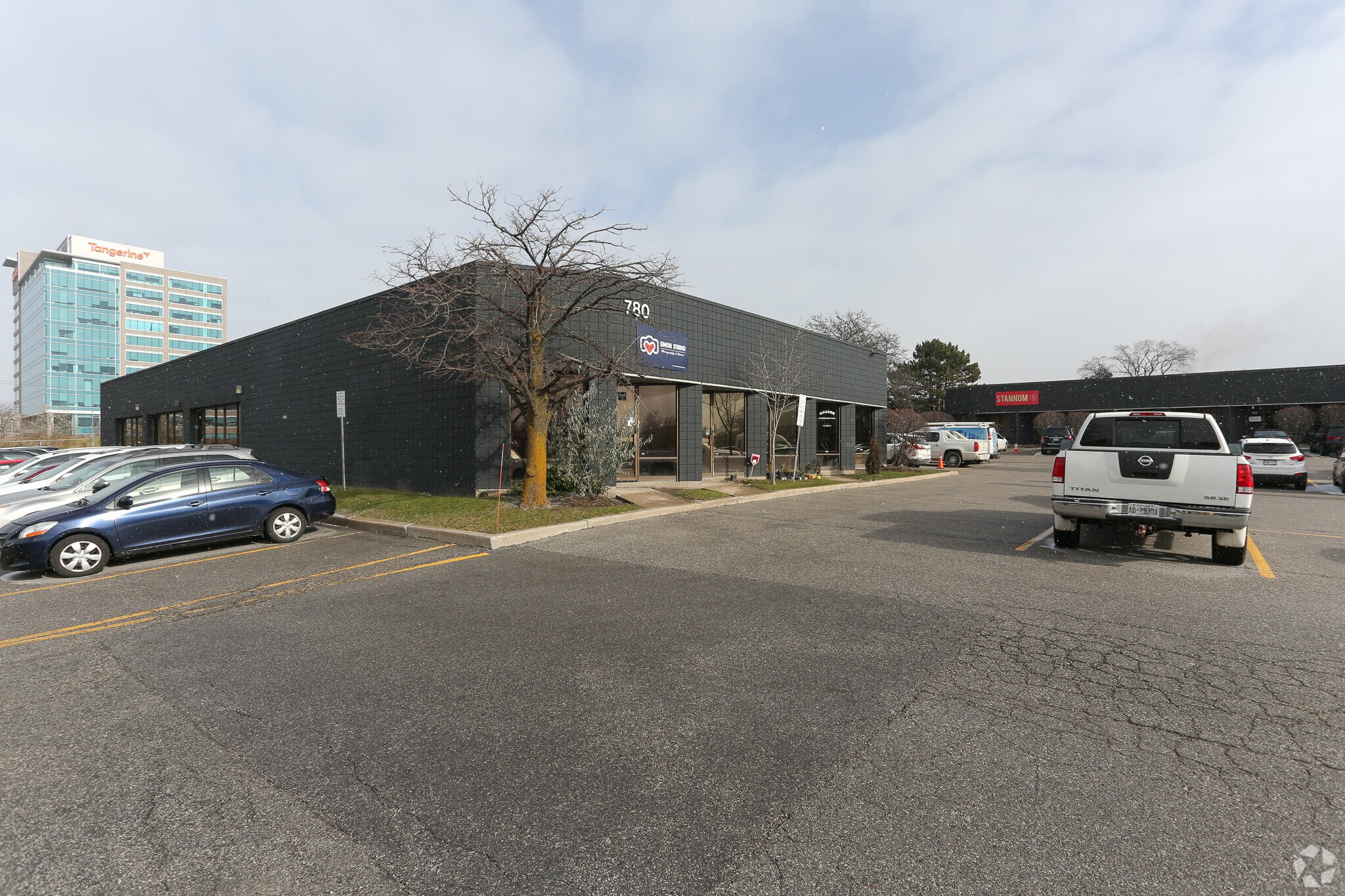 700-780 Gordon Baker Rd, Toronto, ON à louer Photo principale– Image 1 sur 9