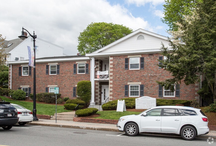 1 Walpole St, Norwood, MA à louer - Photo principale – Image 1 sur 7