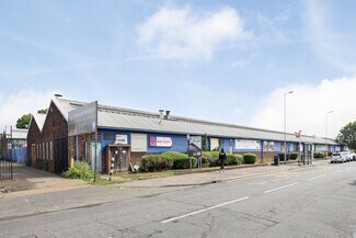Plus de détails pour 25 Thames Rd, Barking - Industriel/Logistique à louer