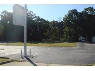 690 J Clyde Morris Blvd, Newport News, VA à vendre - Photo de l’immeuble – Image 3 sur 7