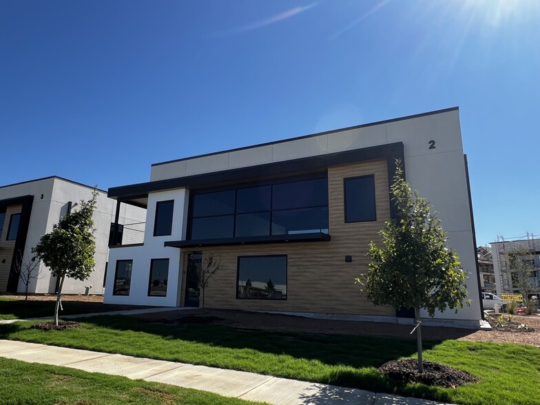 2550 E State Hwy 121, Lewisville, TX à louer - Photo de l’immeuble – Image 3 sur 14