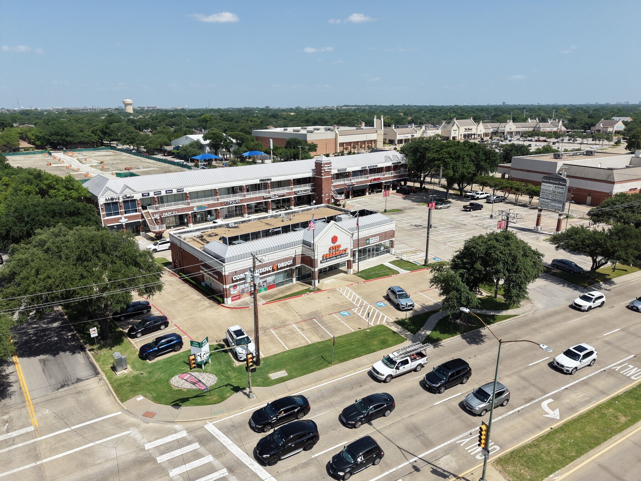 18484 Preston Rd, Dallas, TX à louer Photo de l’immeuble– Image 1 sur 7