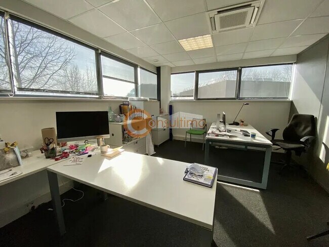 Plus de détails pour Bureau à louer