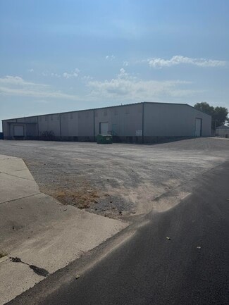 Plus de détails pour 300 Matthews Ln, Sikeston, MO - Local d’activités à vendre