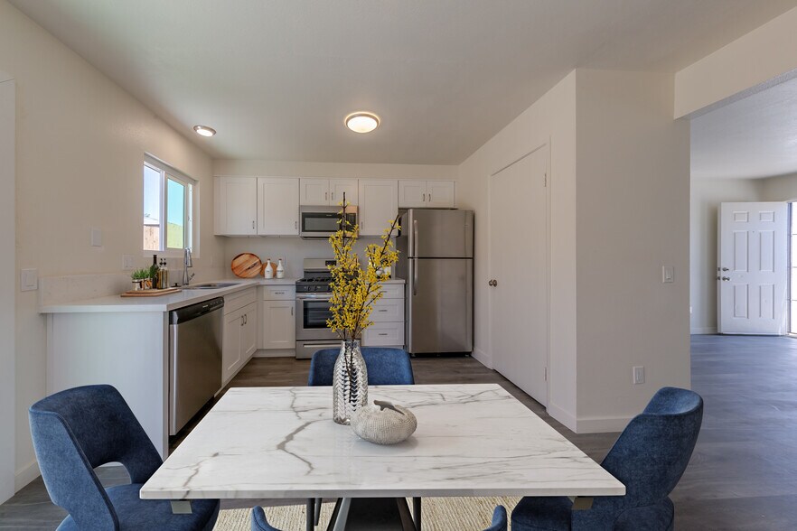 6752-6770 Solita Ave, San Diego, CA à vendre - Photo intérieure – Image 3 sur 17