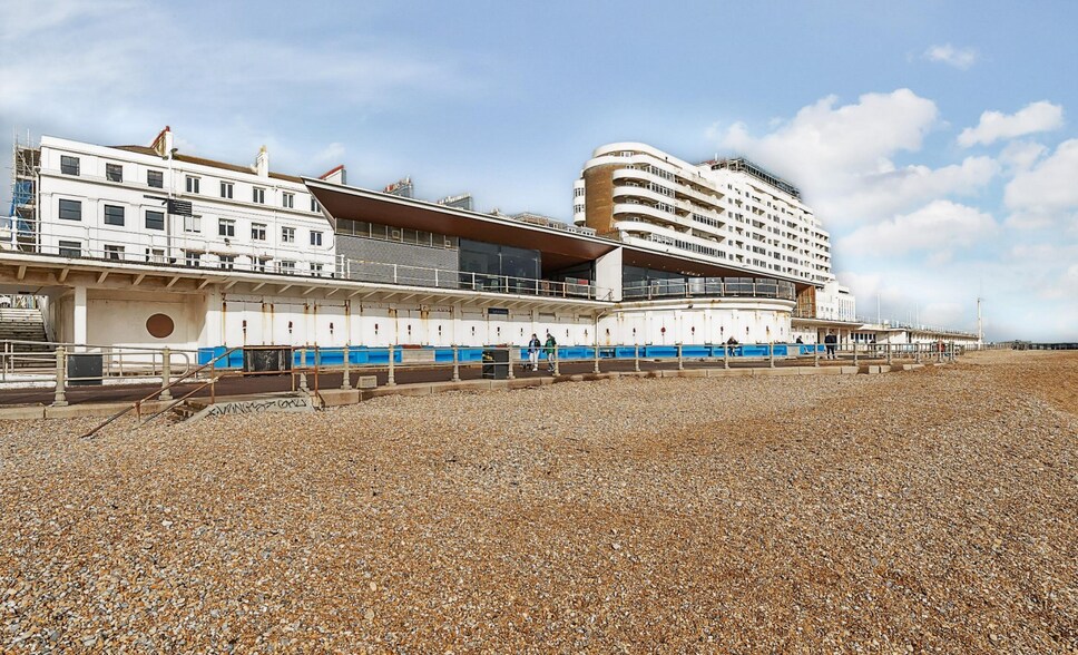 40 Marina, St Leonards On Sea à louer - Photo de l’immeuble – Image 3 sur 12