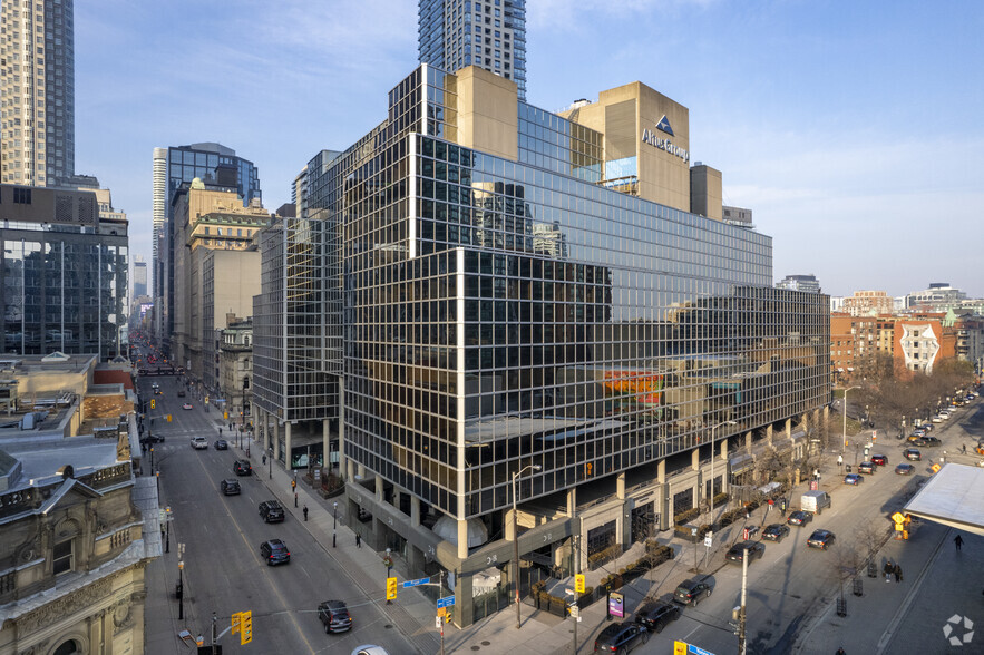 33 Yonge St, Toronto, ON à louer - Photo de l’immeuble – Image 3 sur 4