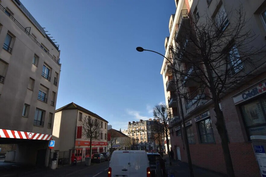 Bureau dans Villejuif à louer - Photo de l’immeuble – Image 1 sur 6