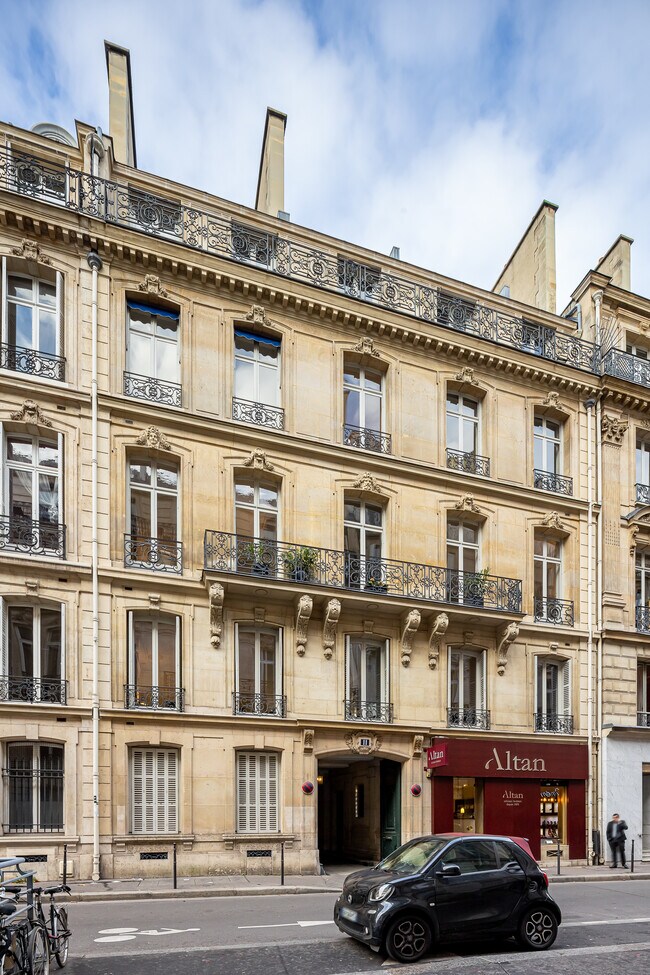 Plus de détails pour 11 Rue Lincoln, Paris - Bureau à louer