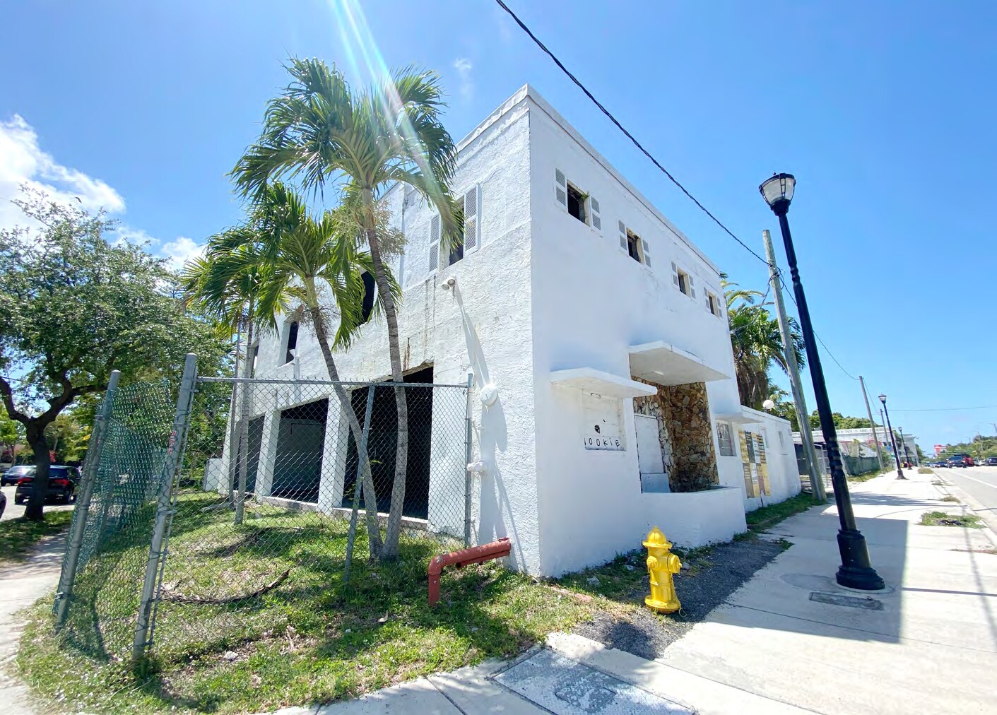 4900 NE 2nd Ave, Miami, FL à louer Photo de l’immeuble– Image 1 sur 31