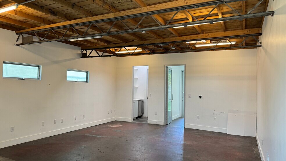 1632 Aviation Blvd, Redondo Beach, CA à vendre - Photo intérieure – Image 3 sur 8
