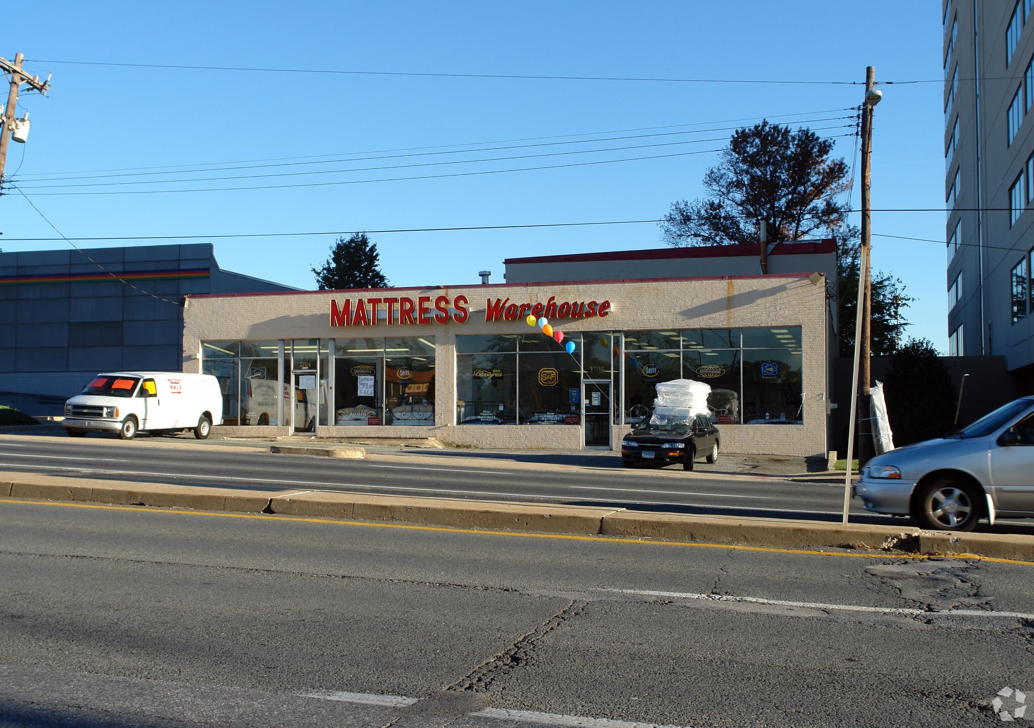 2704 University Blvd W, Wheaton, MD à louer Photo principale– Image 1 sur 3