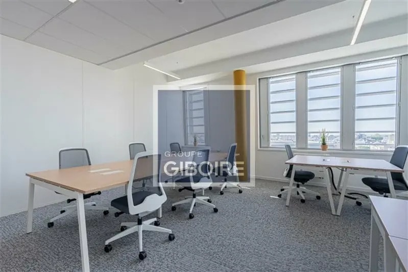 Bureau dans Rennes à louer - Photo de l’immeuble – Image 2 sur 9