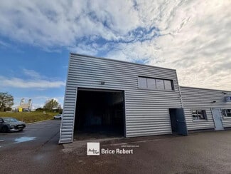 Plus de détails pour 381 Rue Capitaine Francois Garbit, Mornant - Local d’activités à vendre