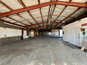 408-412 Farmers Market Rd, Fort Pierce, FL à louer Photo intérieure– Image 2 sur 3