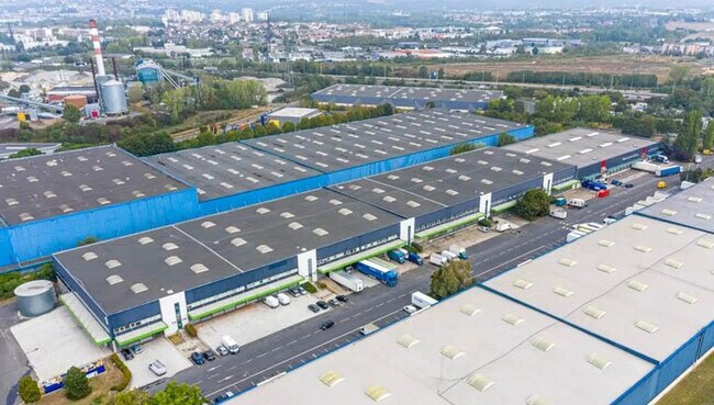 Plus de détails pour 8 Rue De La Patelle, SAINT-OUEN-L'AUMONE - Bureau, Industriel/Logistique à louer