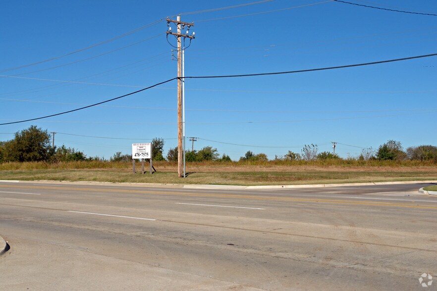 Broadway Extension & Hefner Rd, Oklahoma City, OK à vendre - Photo principale – Image 1 sur 4