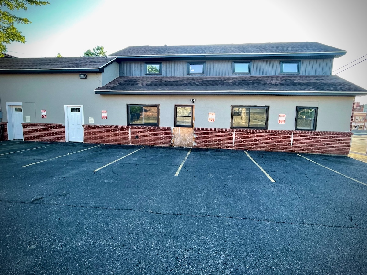 47 W Bridge St, Oswego, NY à vendre Photo de l’immeuble– Image 1 sur 35