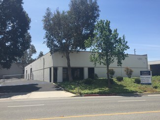 Plus de détails pour 1250 Railroad St, Corona, CA - Industriel/Logistique à louer