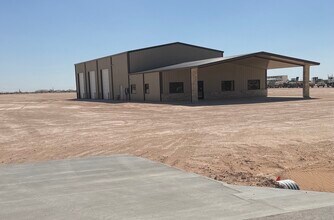 2709 EAST COUNTY RD 147 Rd, Midland, TX à louer Photo de l’immeuble– Image 2 sur 6
