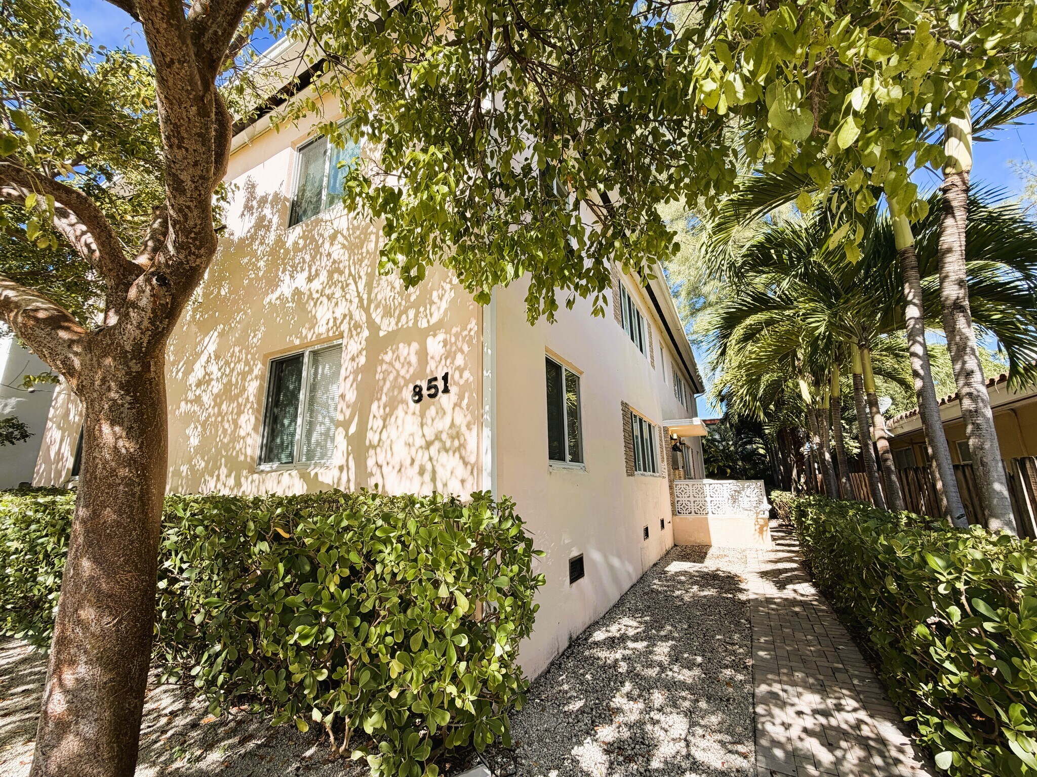 851 80th St, Miami Beach, FL à vendre Photo principale– Image 1 sur 25