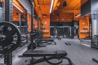 Plus de détails pour 161-163 Eglinton Ave, Toronto, ON - Logement à vendre