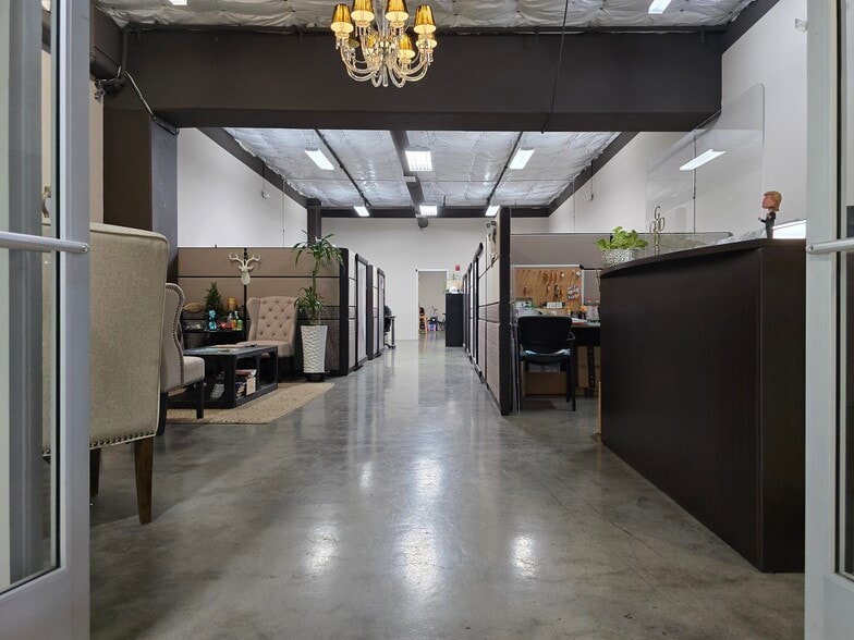 1458 S San Pedro St, Los Angeles, CA à vendre - Photo de l’immeuble – Image 1 sur 5