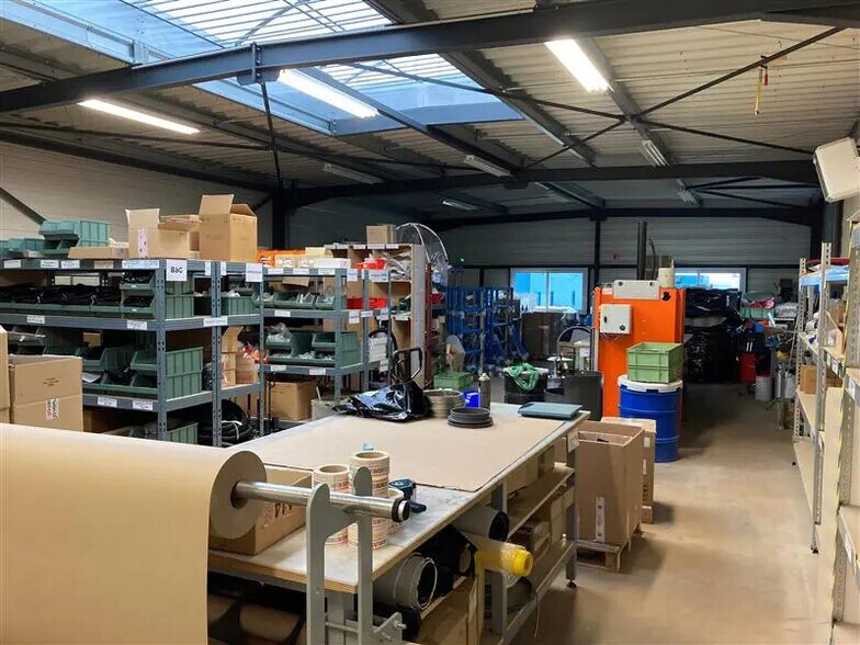 Local d’activités dans Vendôme à louer - Photo intérieure – Image 3 sur 7