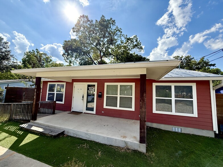 5806 Woodrow Ave, Austin, TX à louer - Photo de l’immeuble – Image 1 sur 9