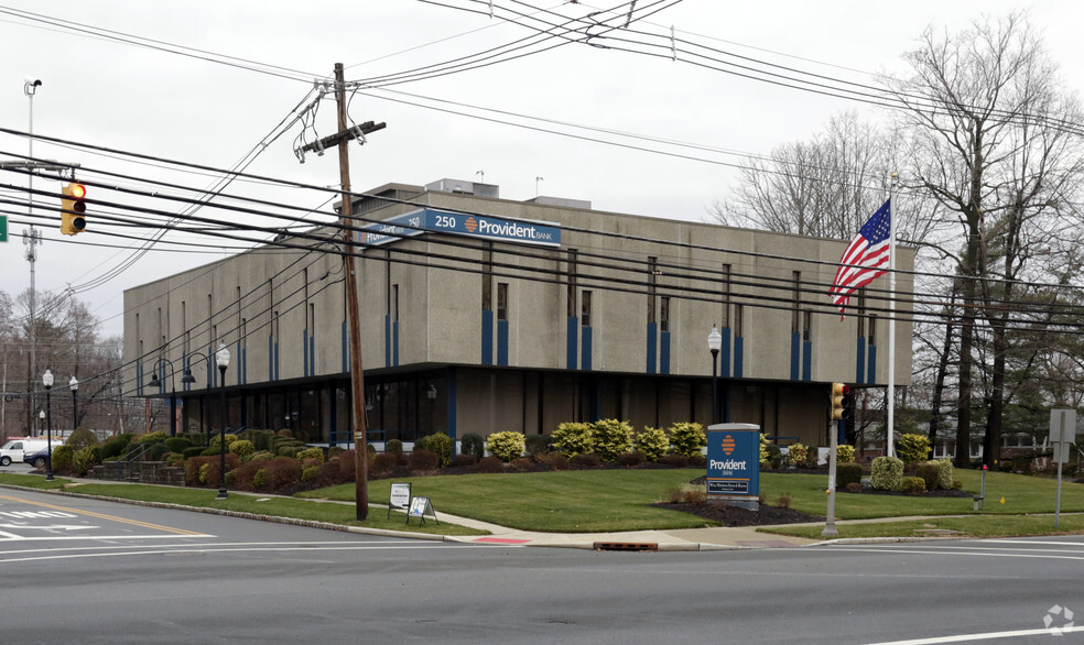 250 Madison Ave, Morristown, NJ à louer - Photo principale – Image 1 sur 4