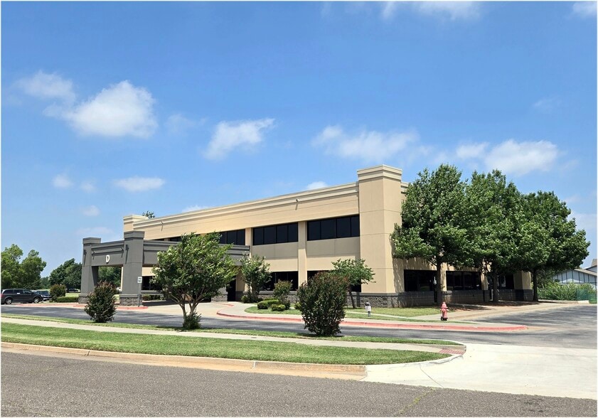 401 SW 80th St, Oklahoma City, OK à louer - Photo de l’immeuble – Image 1 sur 4