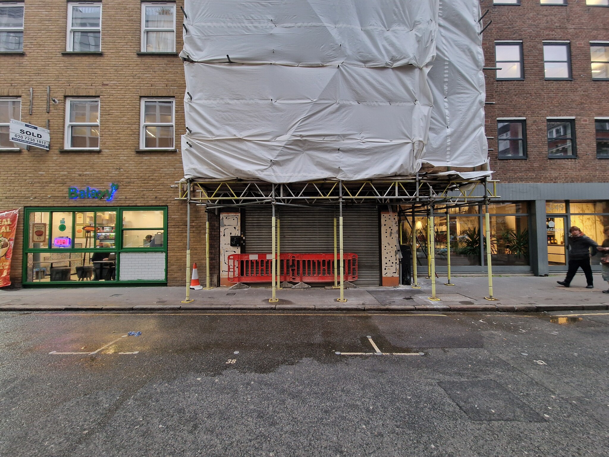 43 Leather Ln, Londres à louer Photo de l’immeuble– Image 1 sur 4