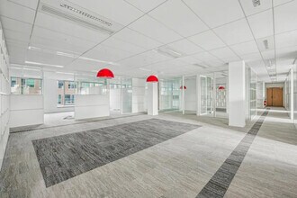 Bureau dans Saint-Ouen-sur-Seine à louer Photo intérieure– Image 1 sur 1