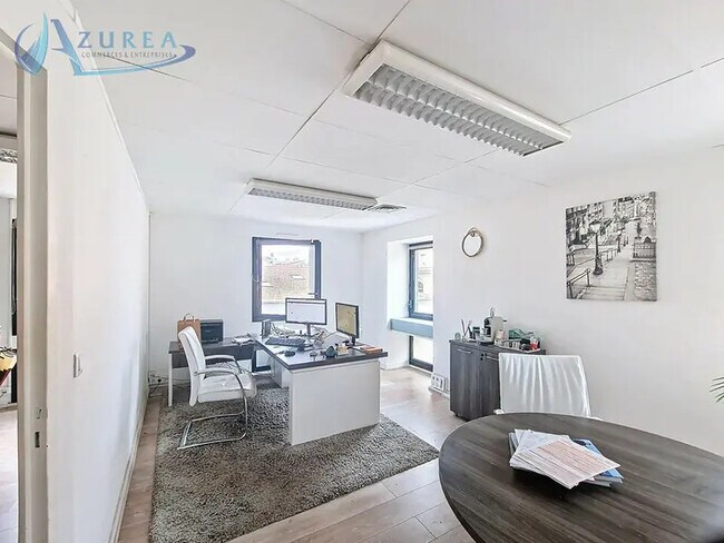 Plus de détails pour Bureau à louer