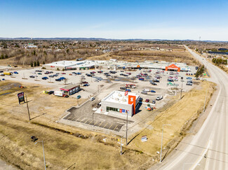 Plus de détails pour 4764 Regional Road 15, Chelmsford, ON - Local commercial à louer