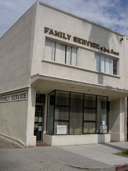 1041-1043 Pine Ave, Long Beach, CA à louer - Photo de l’immeuble – Image 2 sur 37