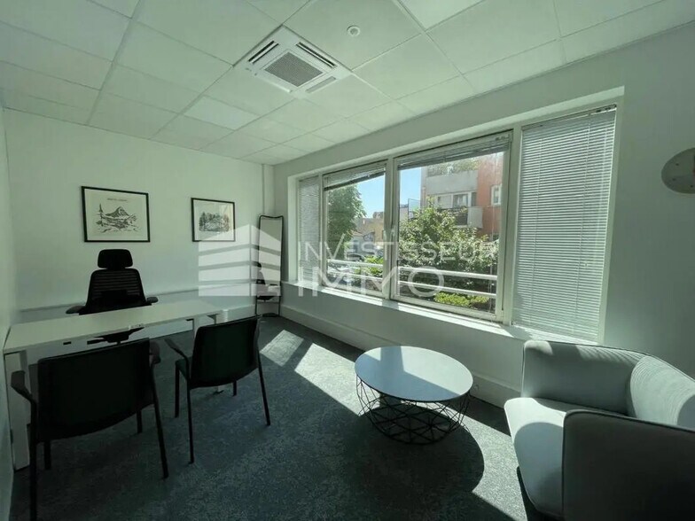Bureau dans Malakoff à louer - Photo de l’immeuble – Image 1 sur 11