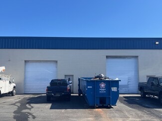 Plus de détails pour 612 Colonial Ave, Elsmere, DE - Local d'activités à louer