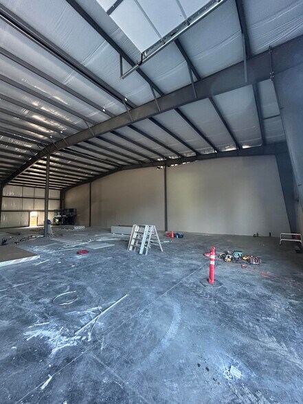 954 Ort Ln, Merlin, OR à louer - Photo de l’immeuble – Image 3 sur 10