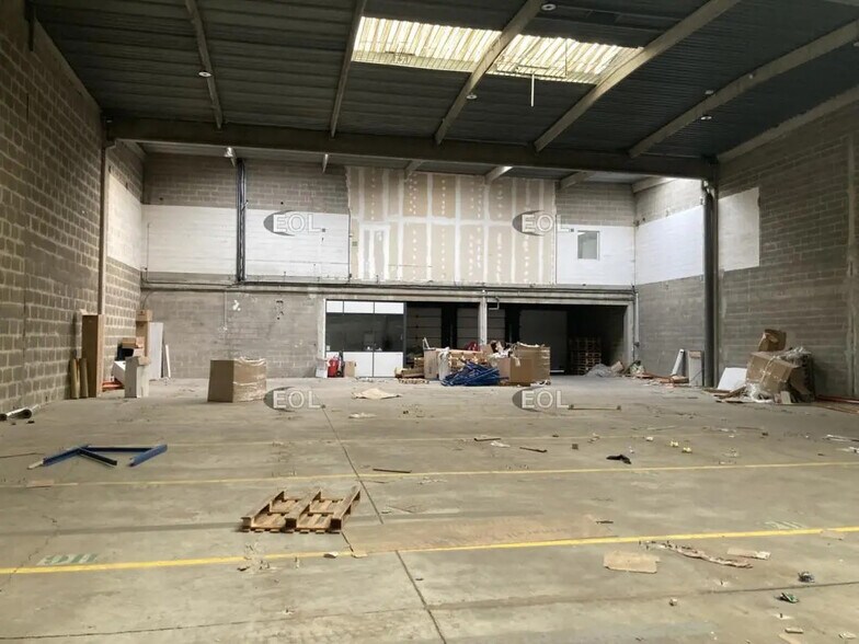 Industriel/Logistique dans Vitry-sur-Seine à louer - Photo de l’immeuble – Image 3 sur 9